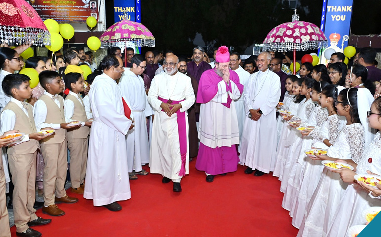 മേജർ-ആർച്ച്-ബിഷപ്-മാർ-റാഫേൽ-തട്ടിലിന്-ഷാർജയിൽ-സ്വീകരണം